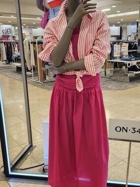 On 34th Women’s Fuchsia Smocked Waist Maxi Skirt